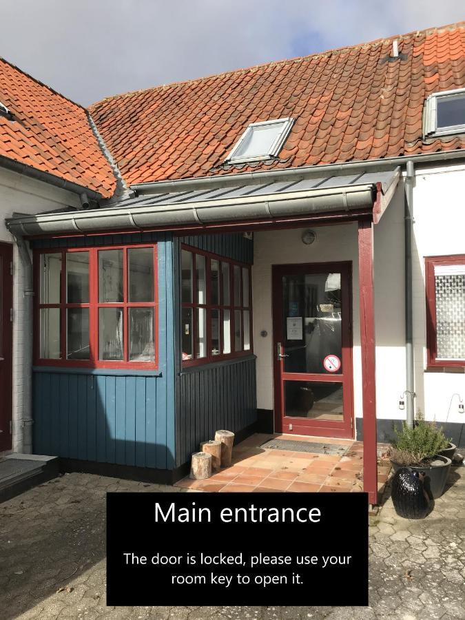 Ibsens Gaard Hotel Ebeltoft Exterior foto