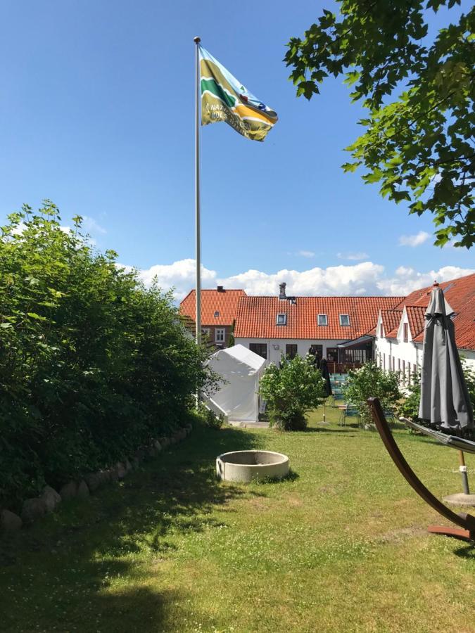 Ibsens Gaard Hotel Ebeltoft Exterior foto