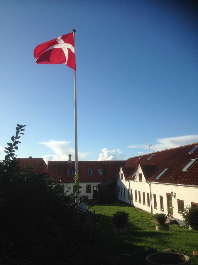 Ibsens Gaard Hotel Ebeltoft Exterior foto