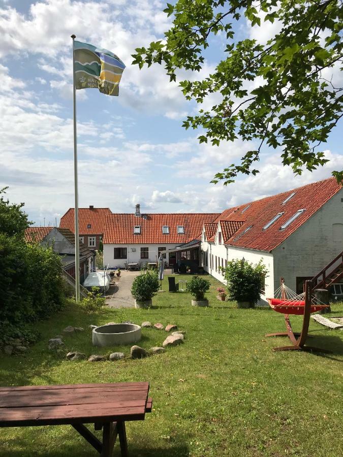 Ibsens Gaard Hotel Ebeltoft Exterior foto